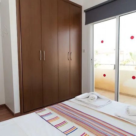 Ripo Stunning And Cosy * Paralimni